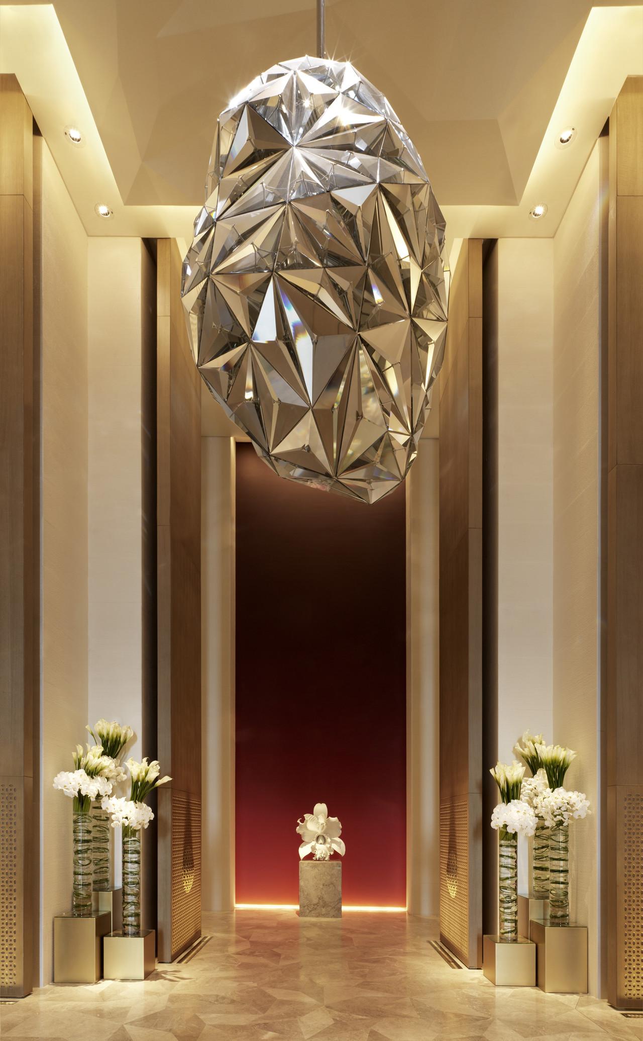 Four Seasons Hotel Kuwait At Burj Alshaya Kuwait City Exterior photo The Hope Diamond
