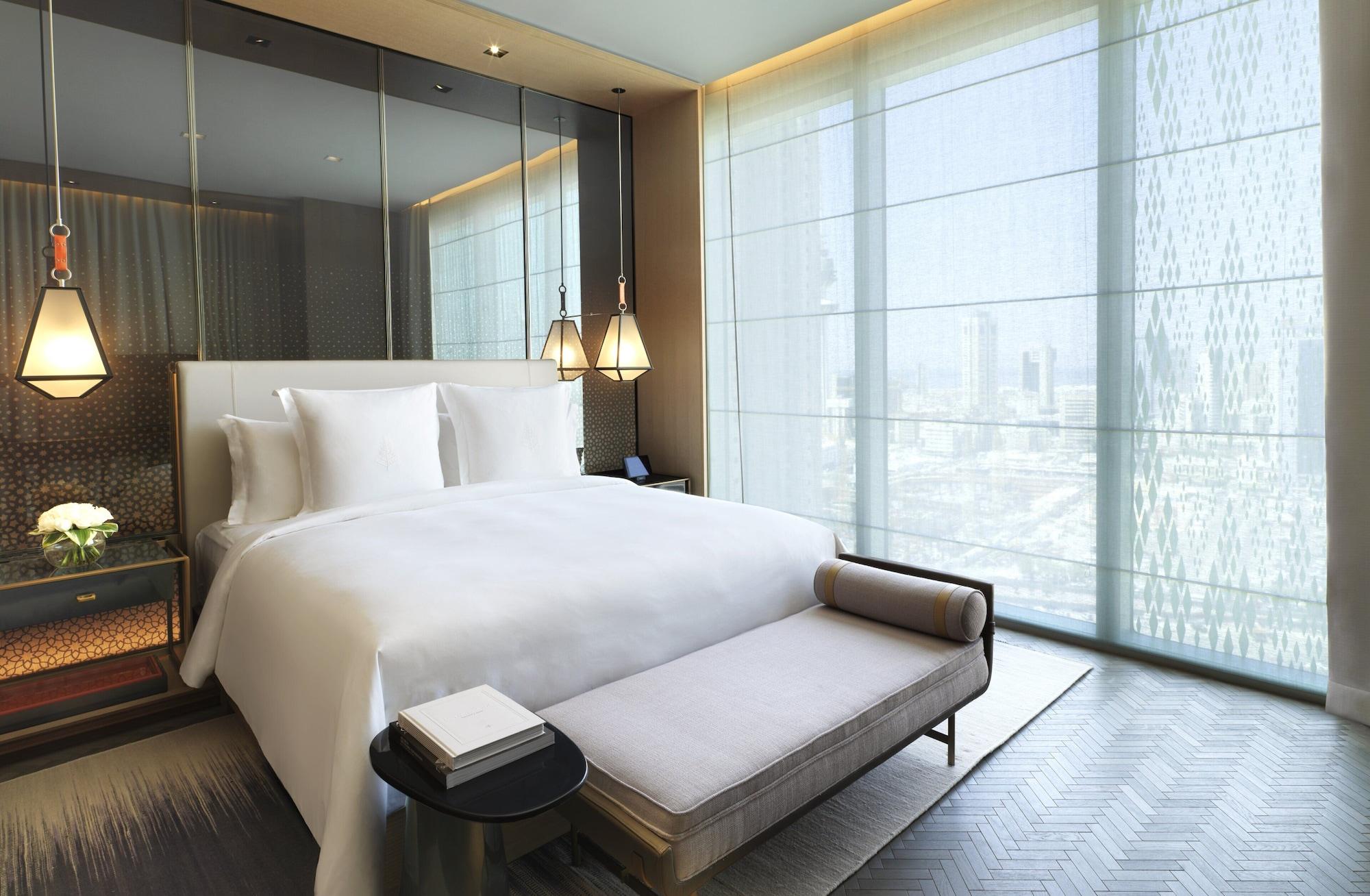 Four Seasons Hotel Kuwait At Burj Alshaya Kuwait City Exterior photo A bedroom at the Ritz-Carlton, DIFC